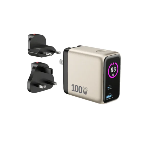 Micropack MWC-3100 — Pocket 100W GaN Travel Adapter with 66 cm Retractable USB-C